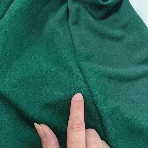 Emerald Green Windsor Sundae Sweetheart Side-Slit Gown - Picture 9 of 9